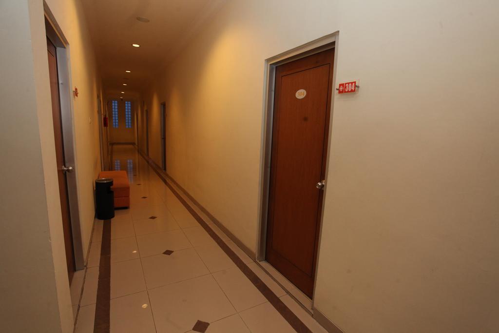 Hotel Aryuka Kejayan 외부 사진